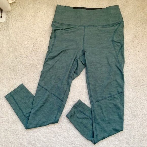 Outdoor Voices 7/8 Warmup Athletic Hi Rise Athletic Green Gym Leggings - Picture 2 of 15